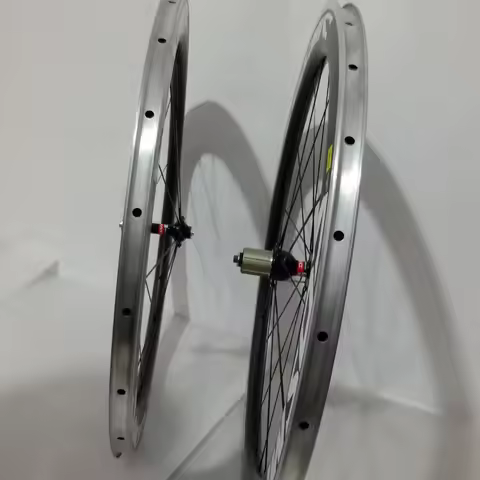 Wheelset Carbon Aluminium 700C Wheels Clincher Bike 60Mm Lightweight Good Performance Alu Rims V Bra
