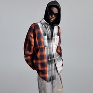 เสื้อเชิ้ตผู้ชายแขนยาวลาย plaid วัสดุทอขนาดหลวมใส่เป็นชุดทางการ สีแดง