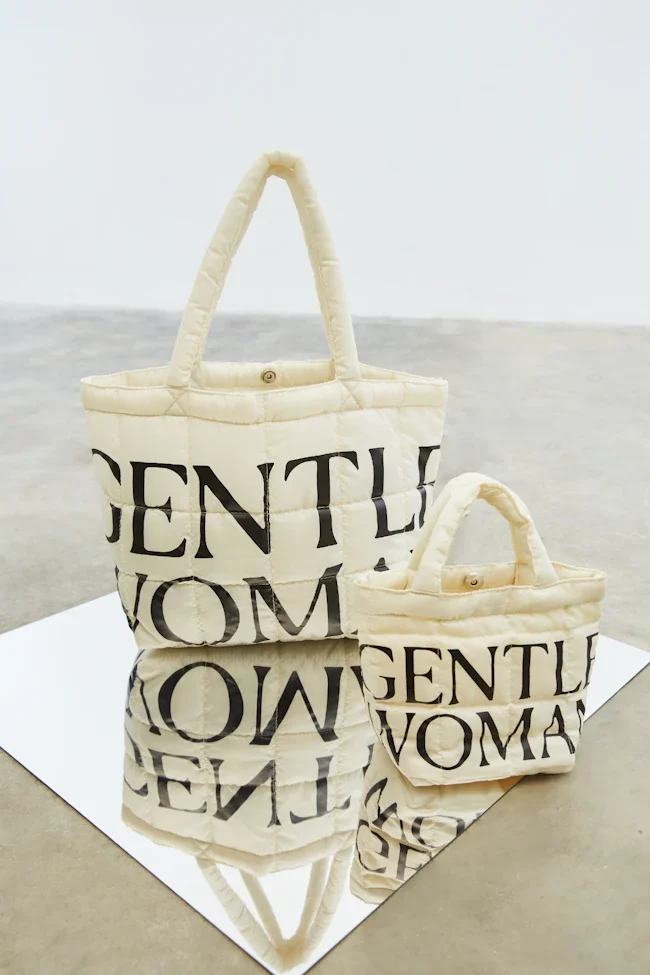 Gentle women small puffer bag สีขาว กระเป๋า gentle women ของแท้จาก shop พร้อมส่งทันที
