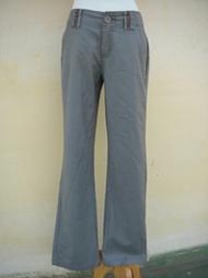 楹 ~ 全新 正品 Giordano Khakis 草綠色 休閒棉褲 size: 27