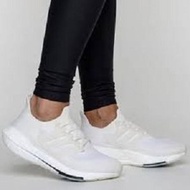 SEPATU WANITA RUNNING ADIDAS ULTRABOOST 21 PRIMEBLUE FX7730