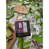 100 seaweed leaves rolled with sushi rice and kimbap from Linh Doan Foods