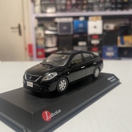 1: 43 JC Jingshang Nissan latio Sunny 2012 Car Model Black