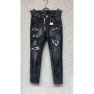 Men's Down Jeans D2 Logo Back Pocket – Artistic Ripped Black Wash – High Quality Denim – Code D2-01