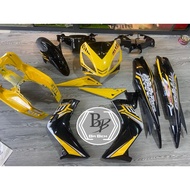 Small ex Black Yellow Outfit