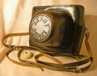 EVEREADY 真皮皮套，適用於 Zenit-E、Zenit-TTL 相機搭配 Helios-44-2 鏡頭 KMZ