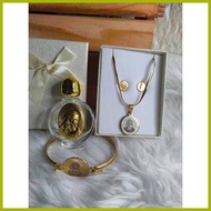 ➥ ﹊ ➕◬ ◇ Padre Pio Necklace Set with Oil