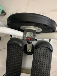 腳步踏步機