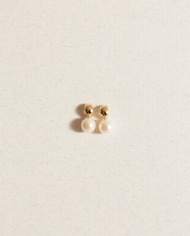 Vetiver pearl 18K gold round akoya pearl classic earring ต่างหูทองแท้ มุกอโกย่า ขาวประกายชมพู มุกกลม