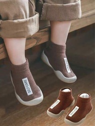 1雙柔軟底部的嬰兒學步鞋,防滑透氣袜子,適用於春秋季室內外使用,適合嬰幼兒早期教育