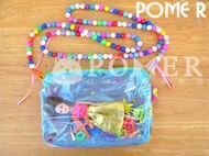 ☆POMER☆泰國曼谷設計師創意作品 獨一無二 夢幻童趣 稀有 芭比娃娃 彩色小玩具 珠珠背帶 鮮艷花俏 斜背包 掛脖包