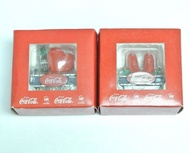 包順豐櫃 UA戲院 X 可口可樂 Coke 紀念品 車頭 4個連接出 I LOVE YOU 字樣 車仔 可連接 不散賣 Size: 大約每個 4.5x4.5cm 全新 收藏品,個盒比較殘,但從來未拿過