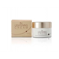 🔥READY STOCK 🔥CNI Lightening Cream (30g) - Lightening skin, say goodbye to the spots on your face!