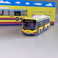 【Fast shipping】singapore bus smrt BUS Toy Diecast car Mercedes Car Model gift children Musical Doubl