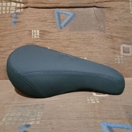 Pivotal saddle bmx bicycle seat saddle saddle