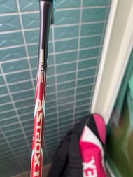 Yonex astrox 100