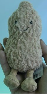 賣Jellycat Amuseable Peanut Plush Toy 花生或加錢換 Jellycat 母雞