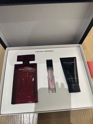 Narciso Rodriguez for her 香水set