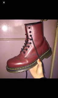 Dr. Martens 8孔 classic 