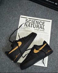 Nike Air Force 1 黑金配色