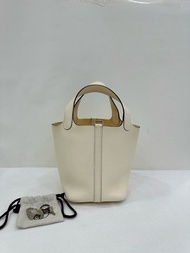 👜Hermes Picotin 18 Nata PHW Stamp Z愛馬仕 菜籃子18 奶油白 銀扣 Z刻