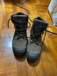 Palladium 防水boot