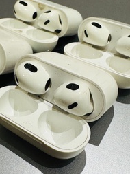🎧 Apple AirPods 3 第三代真無線耳機 MagSafe充電盒 A2566｜一般二手