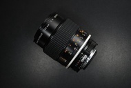 【經典古物】Nikon Micro Nikkor 105mm F4 (1977) Ai-s 微距鏡頭