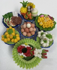 ขนมไทยมงคล 9 อย่าง + พวงมาลัย