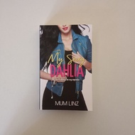 Novel My Sexy Dahlia - Mum Linz