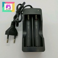 2 SLOT CHARGER FOR 18650 RECHARGEABLE BATTERY