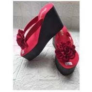 Women's 7 cm Wedge Sandals with Village Flower motif