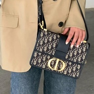 DIOR 藍色緹花30蒙田斜背包