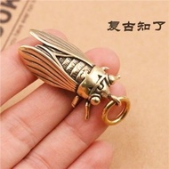 Pure copper retro golden cicada cicada blockbuster creative key car keys hang tr纯铜知了一鸣惊人复古金蝉创意钥匙扣汽车钥匙挂件转运小礼物男女 10 6