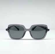 แว่นกันแดด KIRARI JAPAN 🇯🇵 เลนส์ดำกรอบเทาใส Polarized ขนาด 49-19-151 UV400 แท้ พร้อมอุปกรณ์ คุณภาพญี