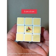 Rubik's cube magic cube 3 x 3 game
