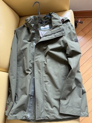 Aigle Gore-Tex 防風外套