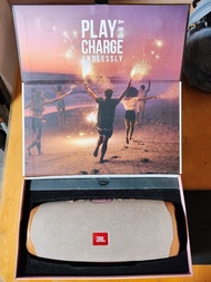 JBL CHARGE 4 便攜式藍牙揚聲器 粉紅色 連盒配件