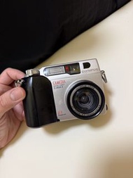 Olympus C-2020 Z 數碼相機
