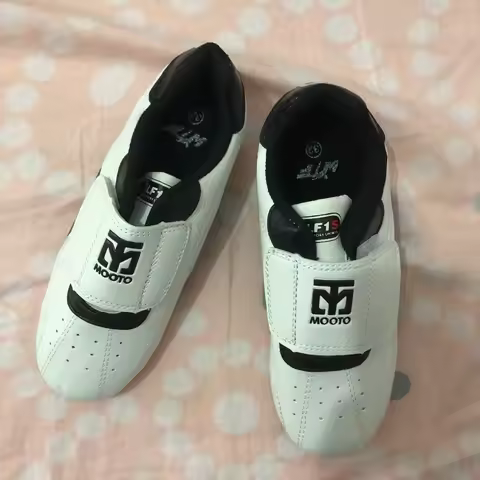 Unisex taekwondo shoes kids adult taekwondo shoes size from 26,27 to 44 White Men's Sports taek won 