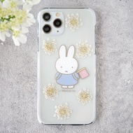 【Pinkoi x miffy】押花 iPhone手機殼 -米菲郊遊款