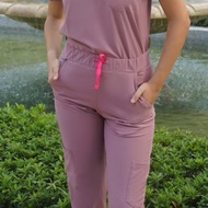 Arfi Scrub Jogger สี Light Mahogany เเบบขาจั๊ม (เฉพาะเสื้อเฉพาะกางเกง) ชุดสครับทางการเเพทย์ ป้องกันเ