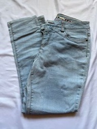 W30x L27 Brand new women straight leg light blue jeans europe export quality全新 歐洲牌子出口女士直腳淺色牛仔褲 medium large size 中碼 29/30  吋腰