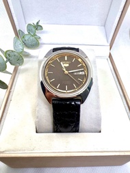 นาฬิกา Seiko 5 Automatic กลไกล 7009 หน้าปัดสีน้ำตาล หลักทอง(รับประกัน 3 เดือน)