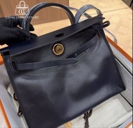 Sold🌈Hermes💙Herbag 31💙深藍色金扣防水布🌈全新閒置🌟Stamp B🌟有盒🌟herbag31🌟herbag🌟愛馬仕🌟