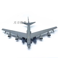 200 1: B-52H long-range strategic bomber B52 aircraft model alloy simulation finished orna
