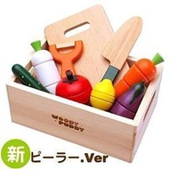 【台中店】《益智玩具館》 ~木製 日本原單 磁性水果蔬菜切切看 櫸木材質附收納箱 切切樂 水果切切樂