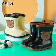 AMILA รองเท้าบูทกันฝนเด็ก ลายการ์ตูน รองเท้ากันฝนเด็กรุ่นใหม่ ใส่ได้ทุกฤดู รองเท้าบูทกันน้ำ ความยาวปานกลาง พื้นหนา กันลื่น รองเท้ายางกันน้ำ