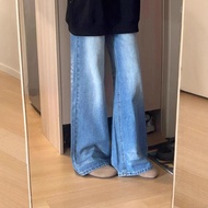 High Waist Medium Blue Wide Leg Jeans - Elevate Your Summer Look with Figure-Enhancing Comfort