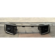 TOYOTA ANH20 AIRCOND VENT CENTRE (RH & LH) COL: SILVER